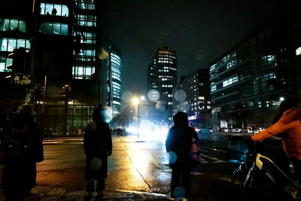 Pendentif en or pour homme : styles tendance à adopter