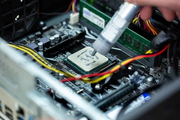 Quelle Pâte thermique pour PS4/PS5 choisir?